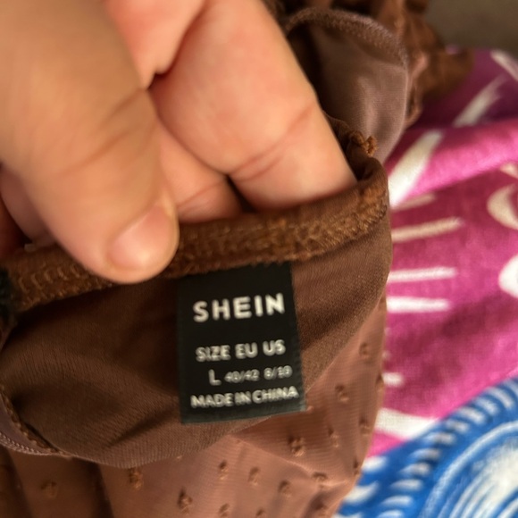 Dress - Picture 4 of 4